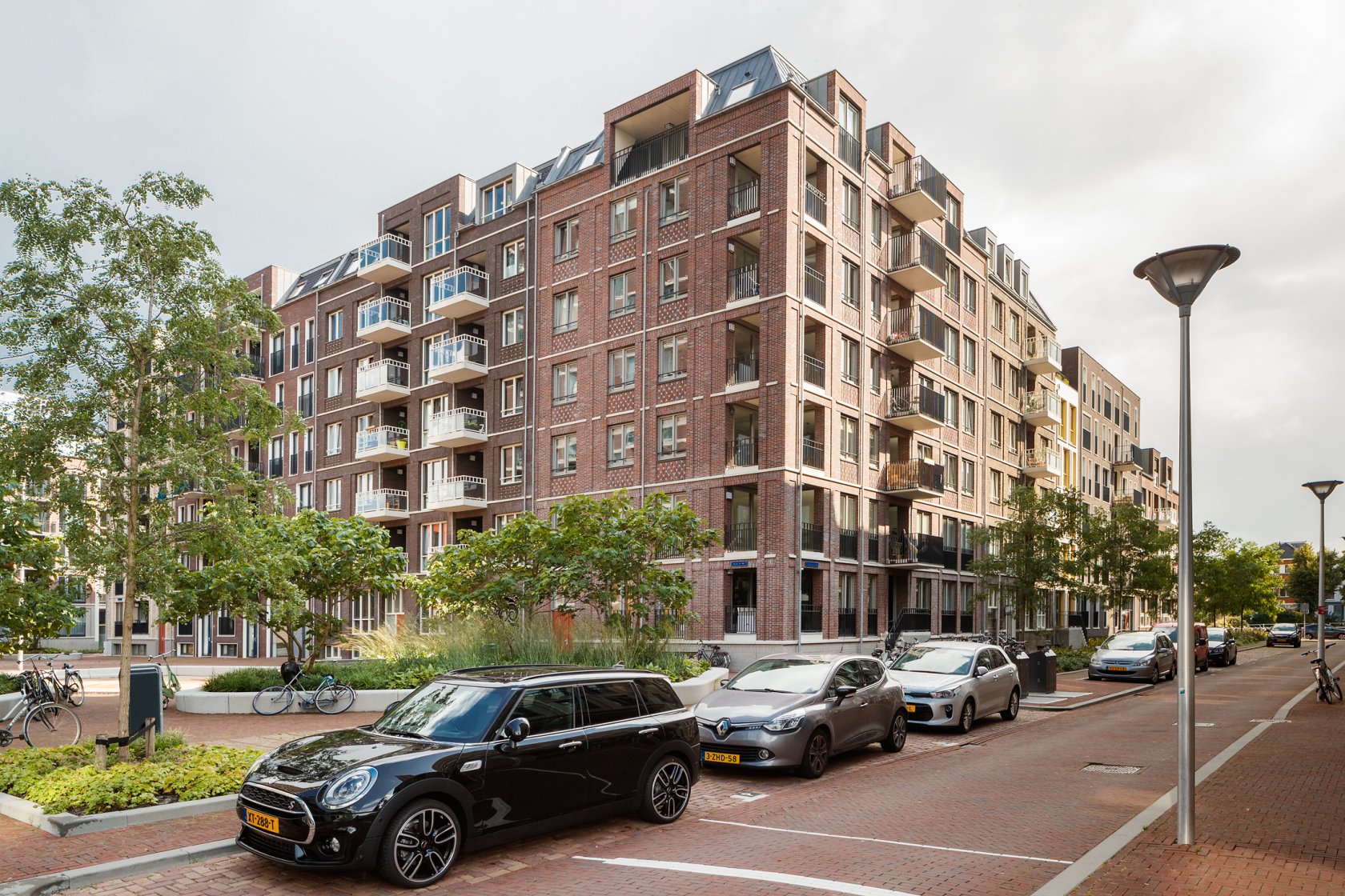 homes for rent on Jongeneelstraat 19