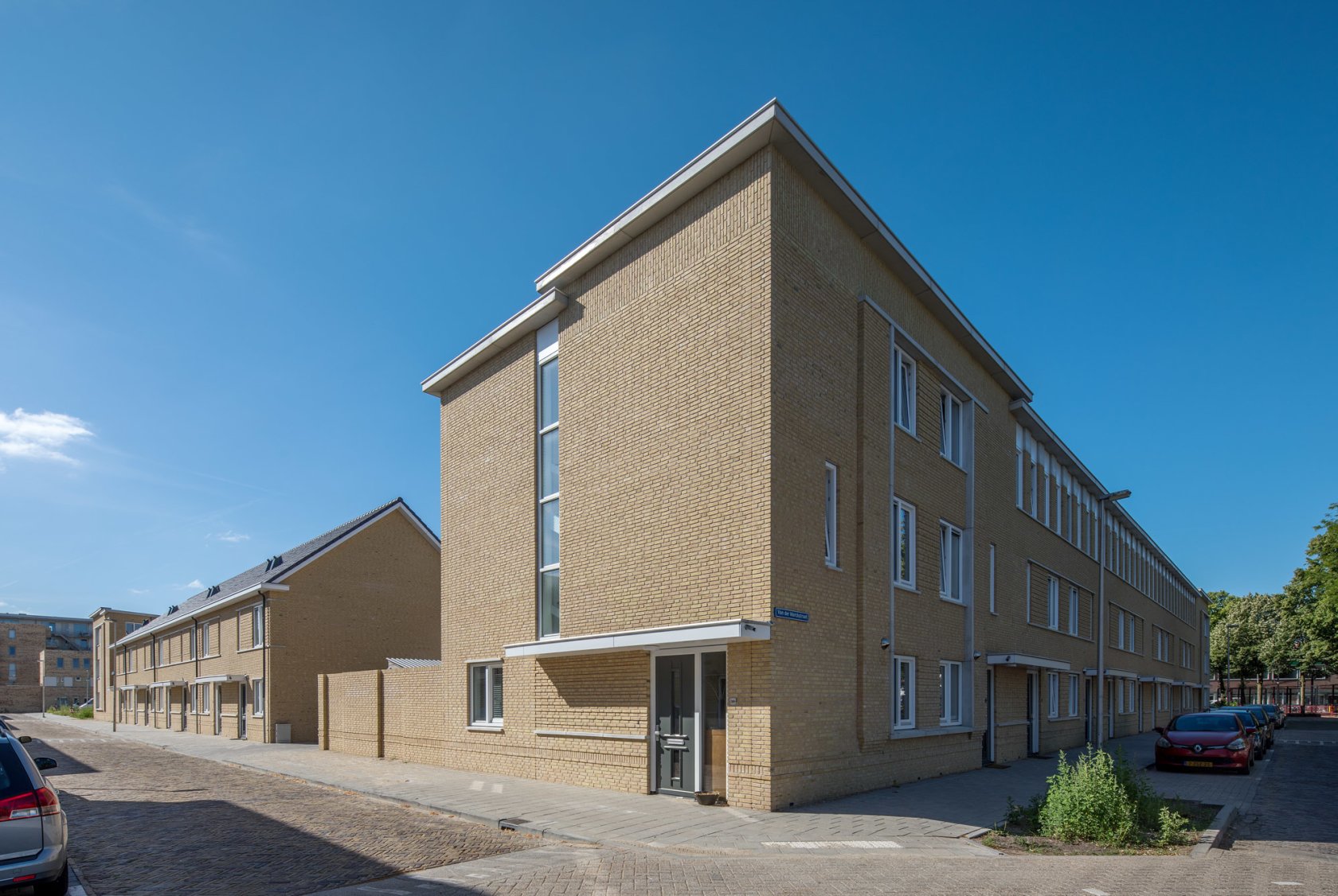 free-sector-houses for rent on Blois van Treslongplein 3